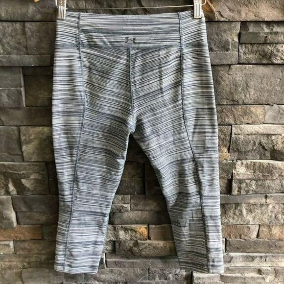 Under‎ Armour Leggings Capri Gray and White, S - Picture 2 of 5